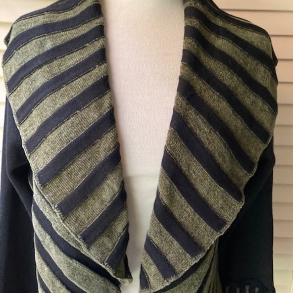 Angel Design by Sabri Ozel Italian Yarn Shawl Cardigan Large - Picture 3 of 5